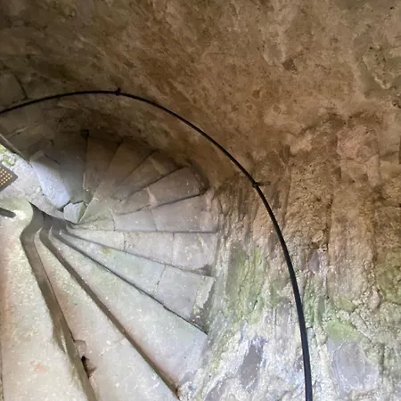 De La Tour Du Chateau בית נופש Mur-de-Barrez
